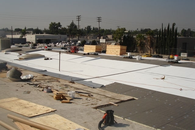 commercial roofing contractor services installation & Repairs