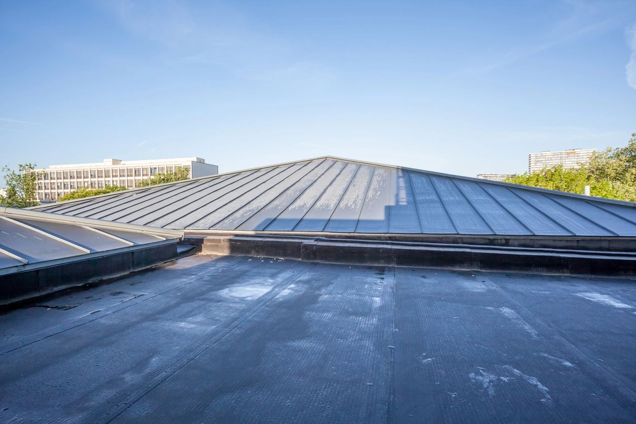 What Are Commercial Flat Roofs? JMF Commercial Construction Blogs